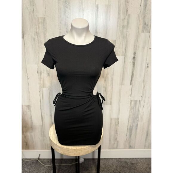 Black mini Bodycon dress - Picture 1 of 7